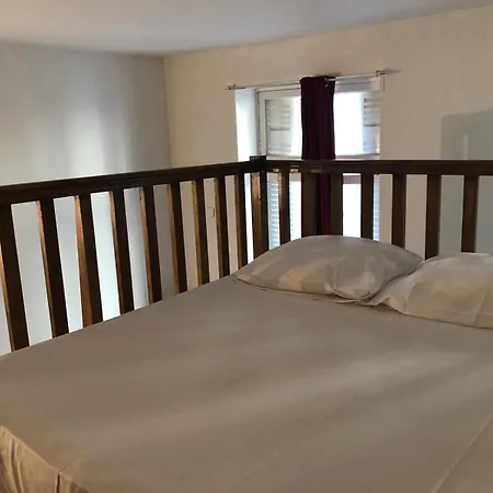 Apartment T2 Devise Center *